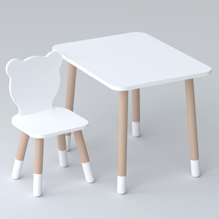 Dětský psací stůl a dřevěná židlička medvídek