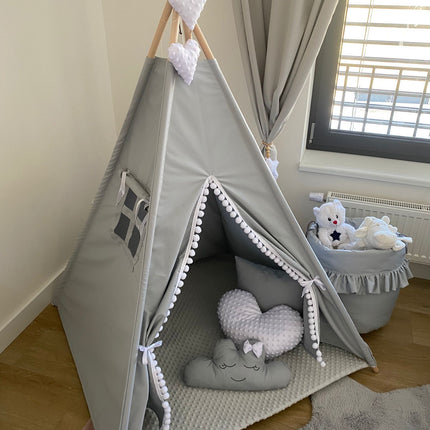 Teepee / tipi stan pro děti Šedo-bilý s příslušenstvím (srdíčko)